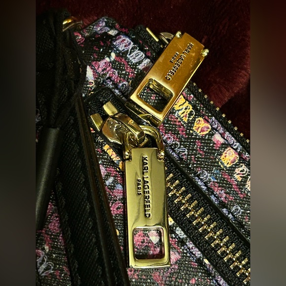 Karl Lagerfeld Paris Double Zip Wristlet Pouch Clutch in a plum combo print. - Picture 3 of 7